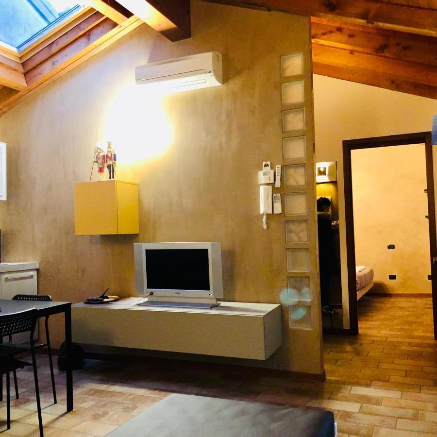 Bergamo Easy Airport Sleep&Fly Parking Apartment Ngoại thất bức ảnh