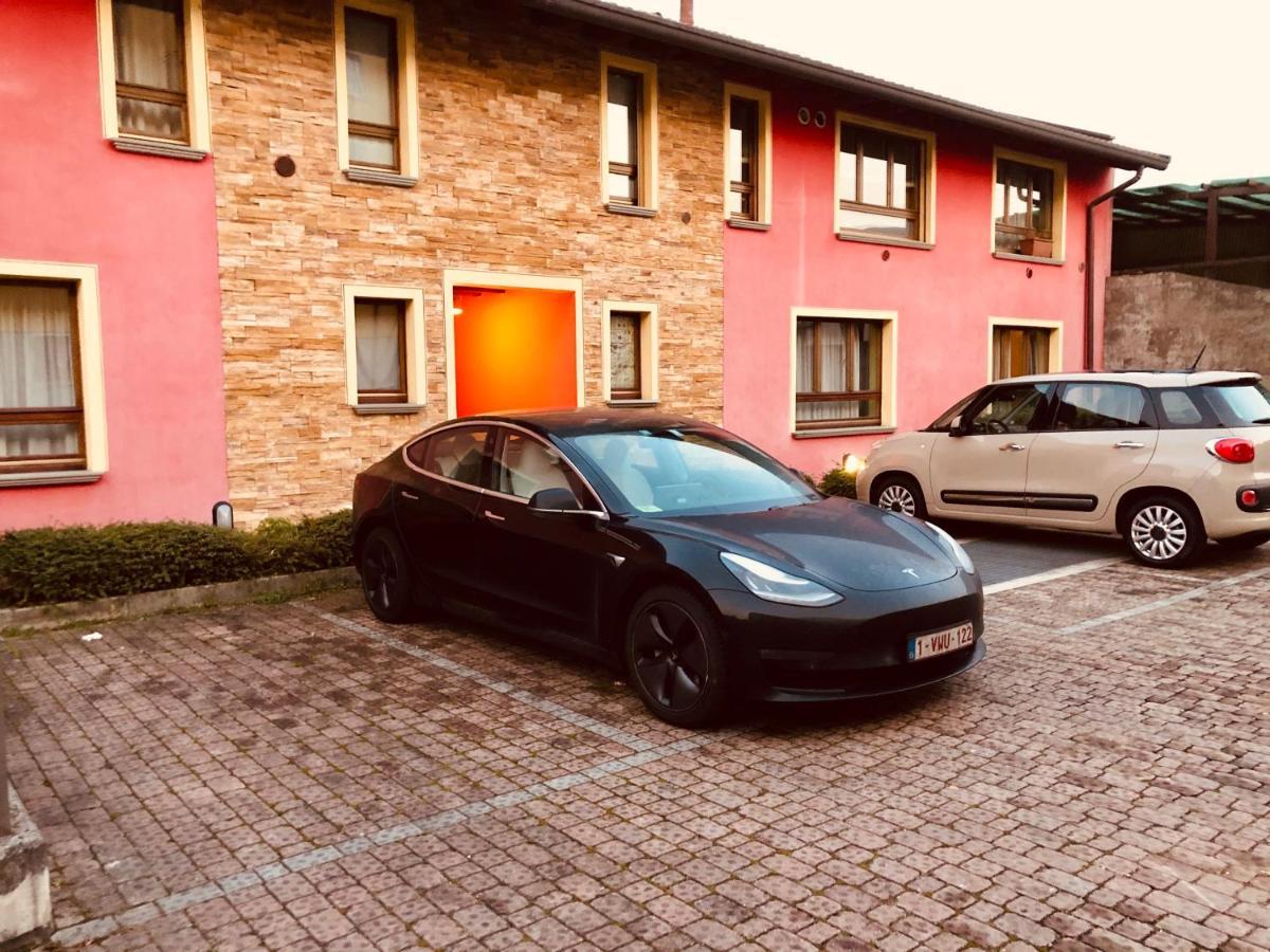 Bergamo Easy Airport Sleep&Fly Parking Apartment Ngoại thất bức ảnh