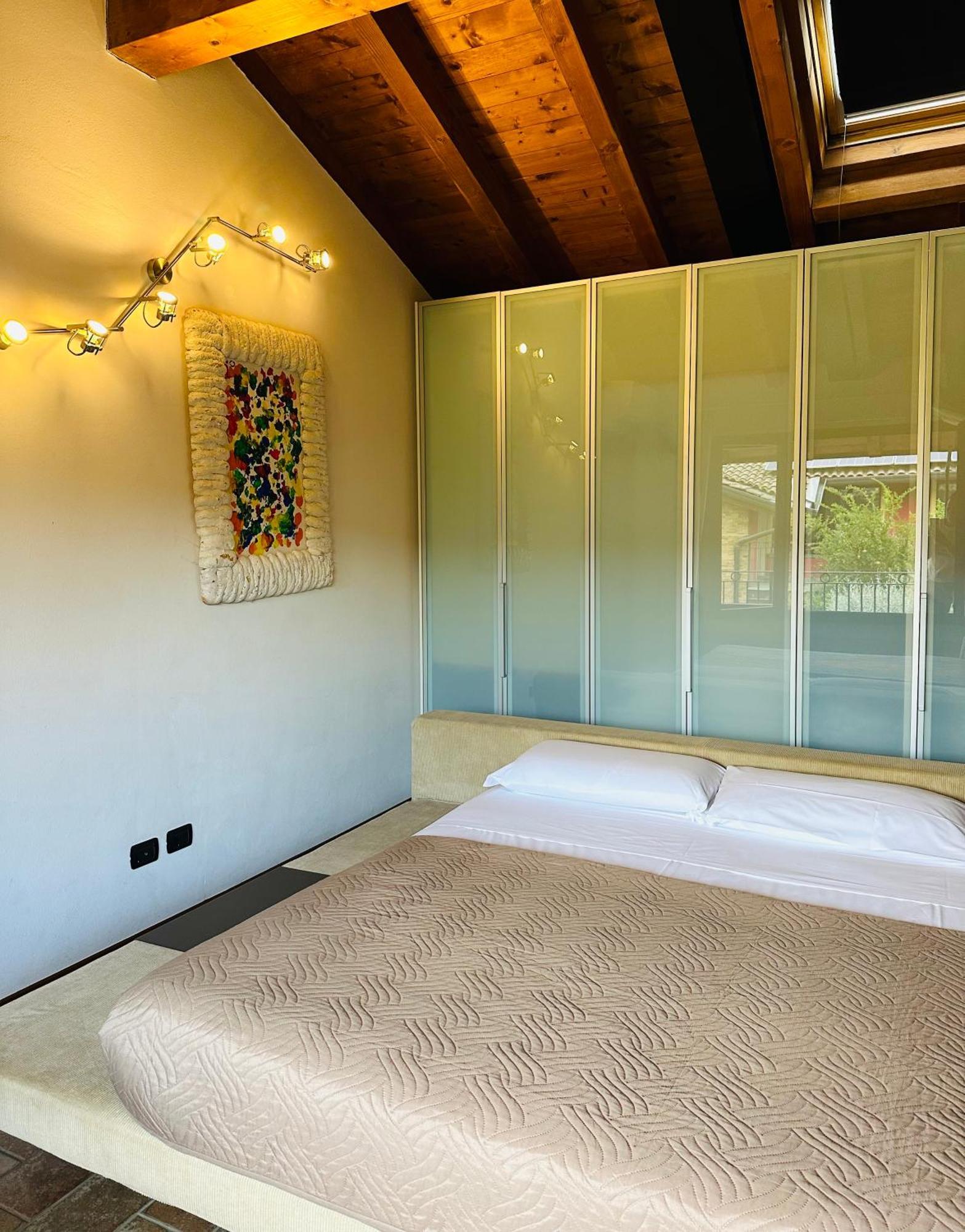 Bergamo Easy Airport Sleep&Fly Parking Apartment Ngoại thất bức ảnh